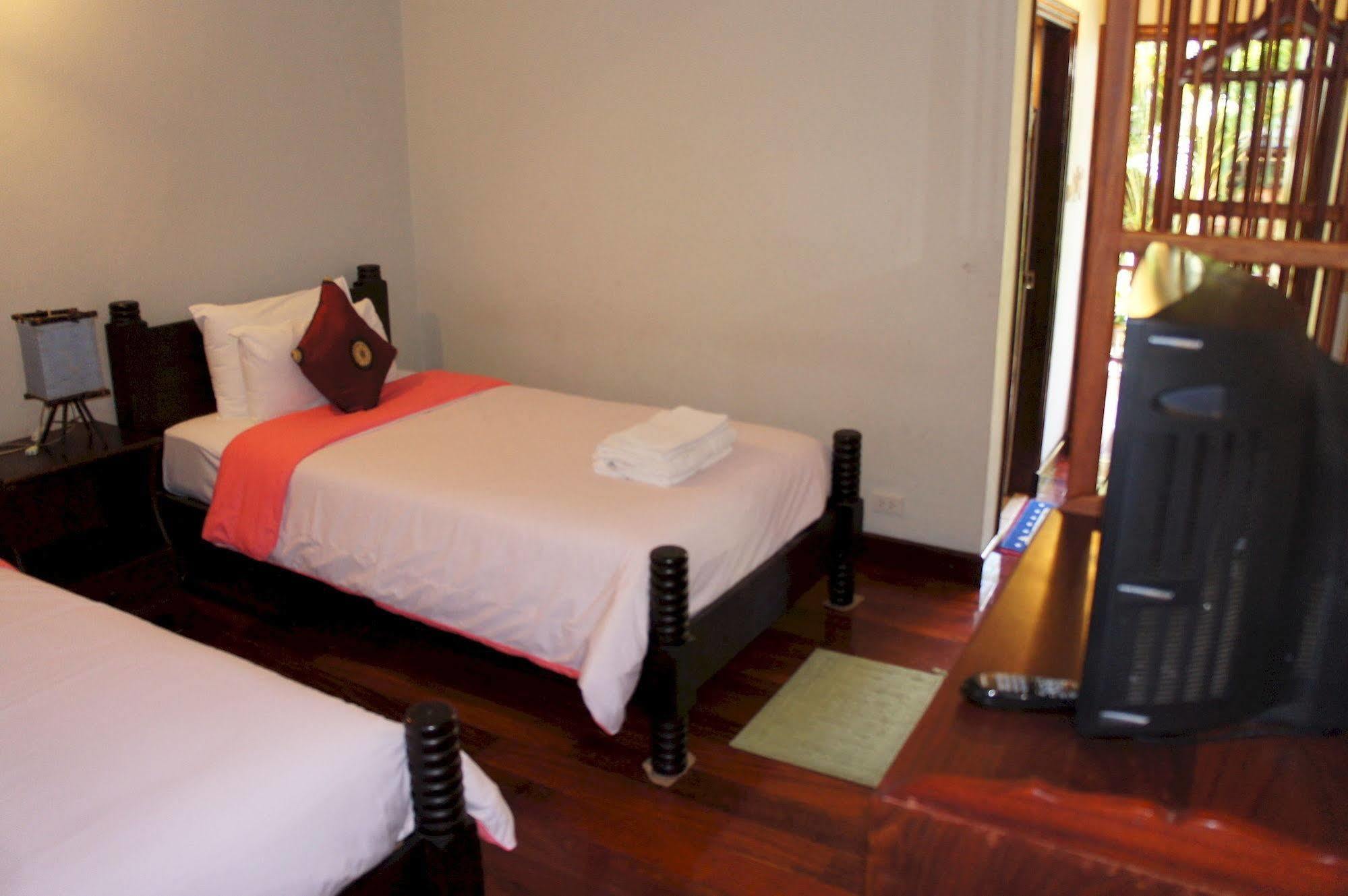Phounsab Guesthouse Luang Prabang Buitenkant foto
