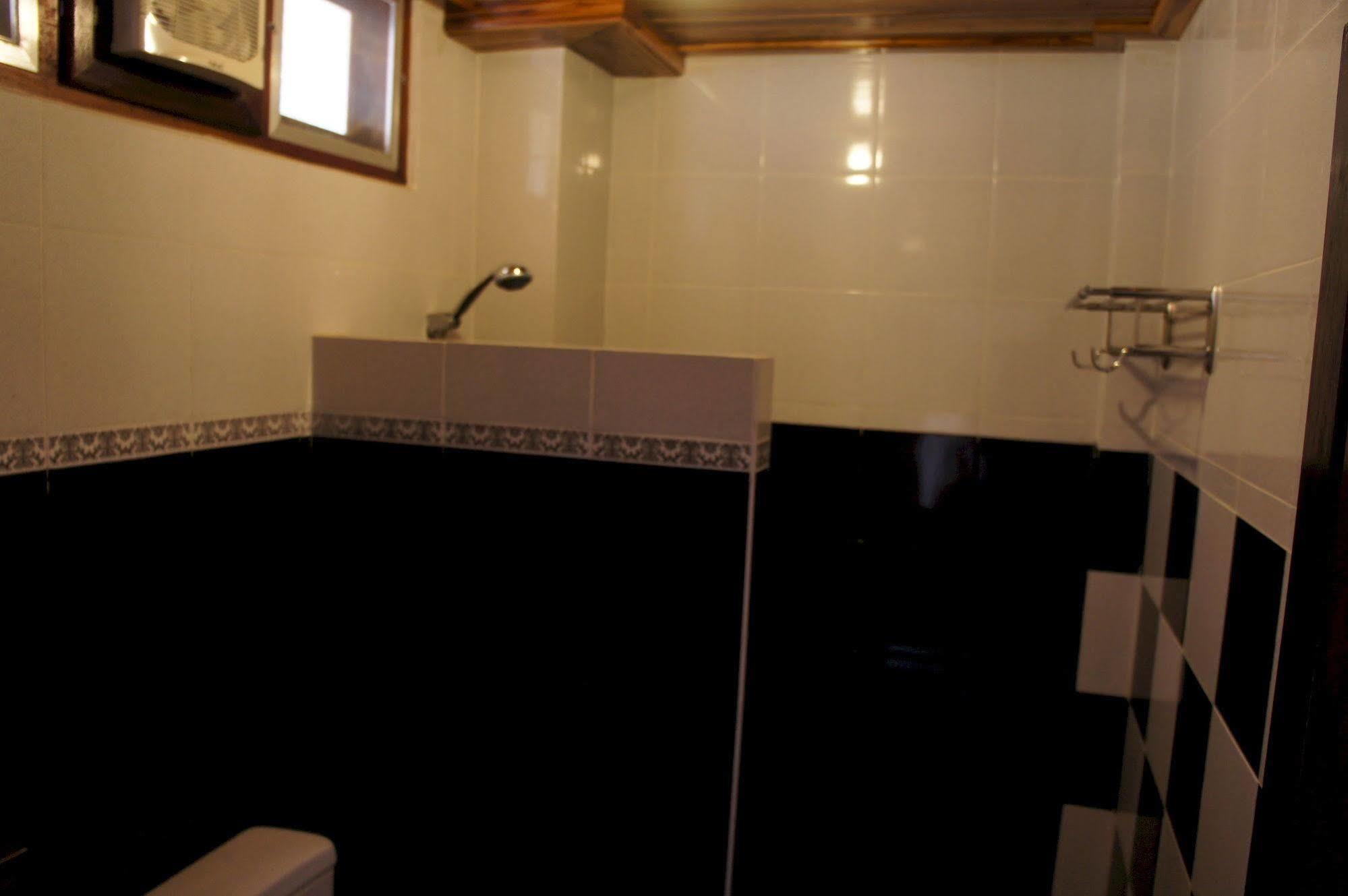 Phounsab Guesthouse Luang Prabang Buitenkant foto
