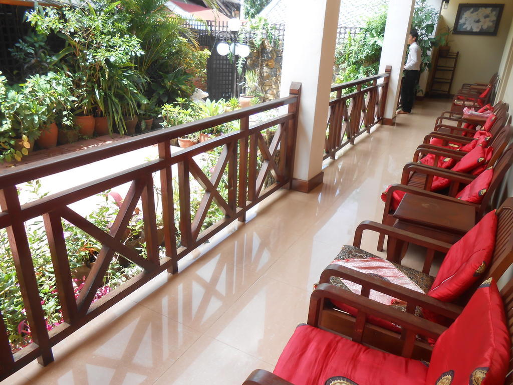 Phounsab Guesthouse Luang Prabang Buitenkant foto